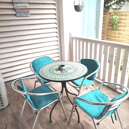 Artal No 03 - Amarilia Apartament